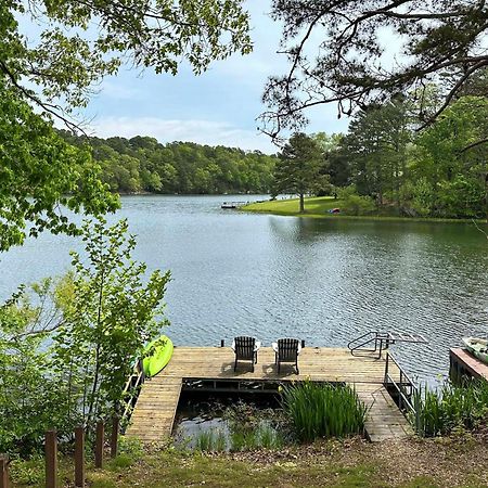 Renovated Lakefront Escape With Private Dock And Deck! Bella Vista Buitenkant foto